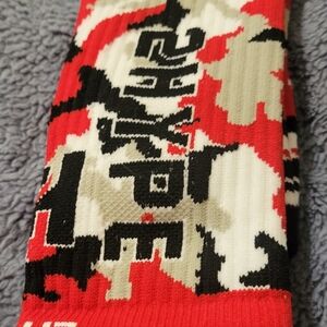 2 pair new Ballislife camo mid-cut crew socks in red